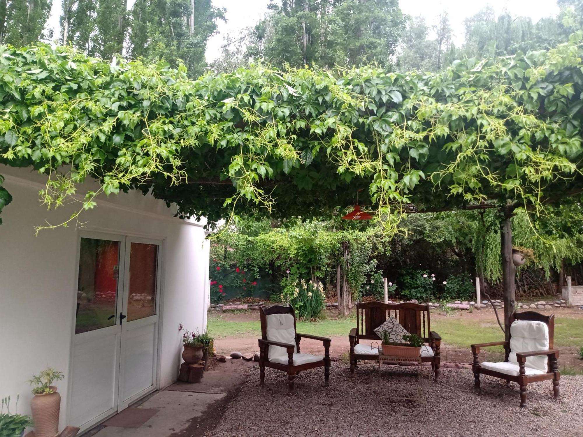 Los Siete Chakras Bed & Breakfast Lujan de Cuyo Екстериор снимка